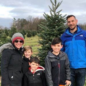 Meet your Posher, Cj